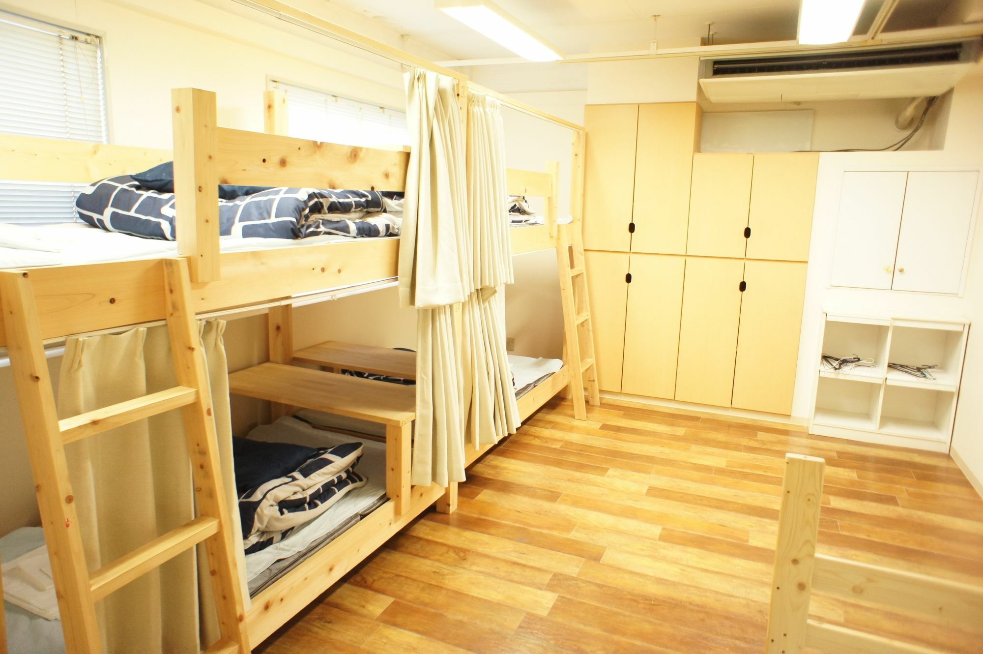 Guesthouse Sun Osaka Eksteriør billede