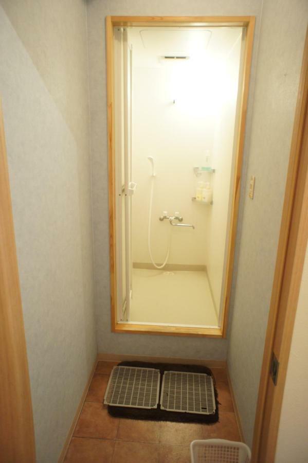 Guesthouse Sun Osaka Eksteriør billede